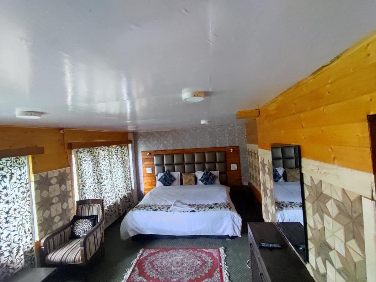 Hotel White House Pahalgām Dış mekan fotoğraf